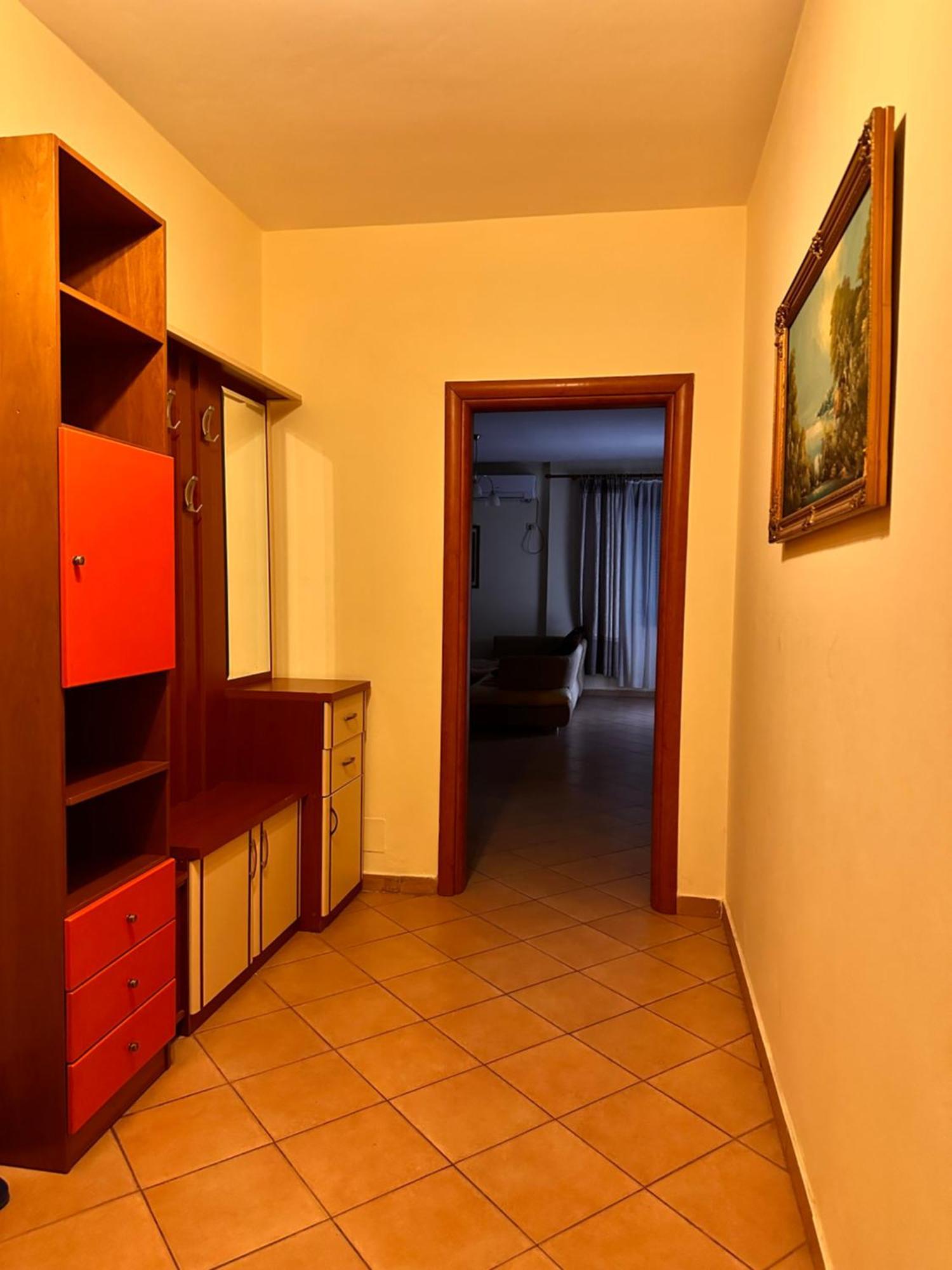Grande House Appartement Tirana Buitenkant foto